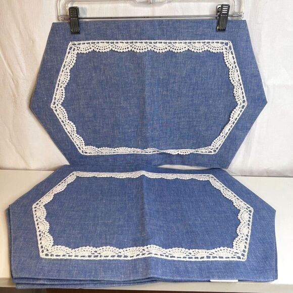 Placemats Set of 4 Lace Trim 100% Cotton Cottage Core Pretty NEW Shabby Chic - Picture 1 of 8